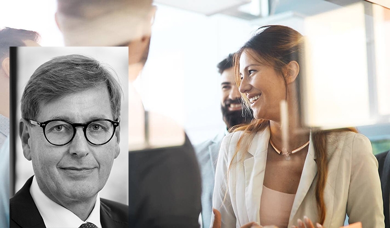 "Vi måste börja vara selektiva vad gäller vilka uppdrag vi tar på oss. Vi befinner oss på tre platser – Stockholm, Malmö och Göteborg – och vi vill växa. Vi söker personal hela tiden och överallt. Problemet är att alla andra i branschen söker personal sam