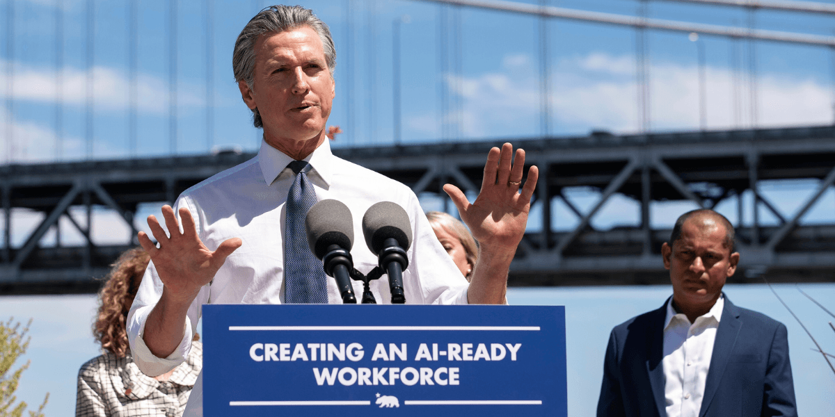 En ny AI-lag i Kalifornien har undertecknats av guvernör Gavin Newsom. (Foto: Anna Connors/AP/TT)