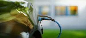 Efter chockhöjningen i höstas – nu sänker laddjätten priserna