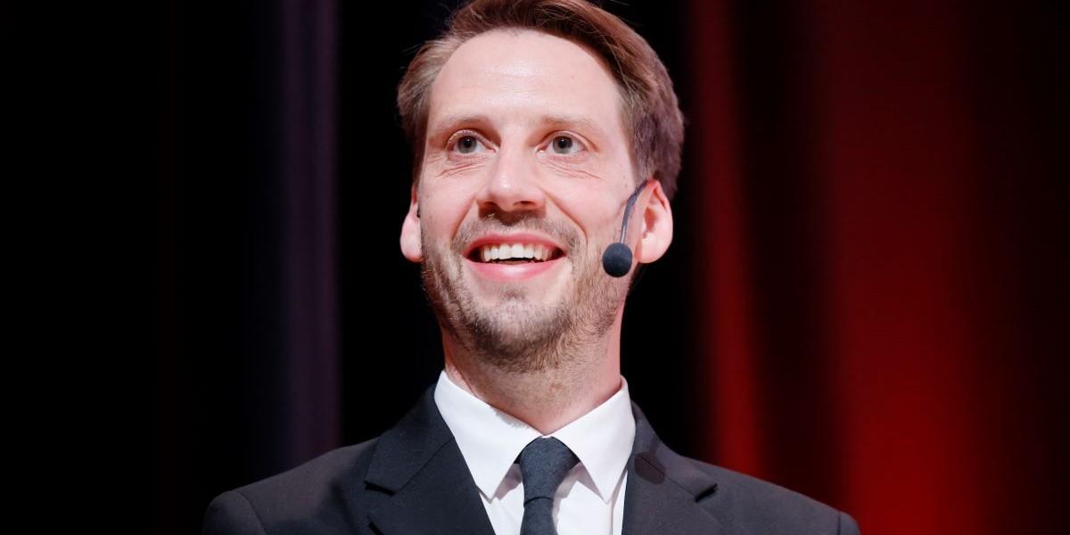 En glad vd för H&M, Daniel Ervér.