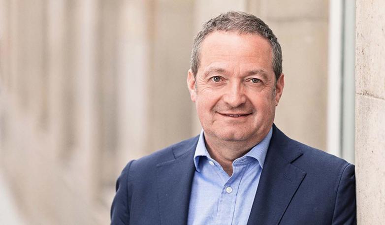 "Med tanke på den speciella situation som Danske Bank befinner sig i och den intensiva granskning som banken är under, särskilt i förhållande till penningtvätt som en följd av Estlands fortfarande olösta fråga, vill jag inte att spekulationer om min perso