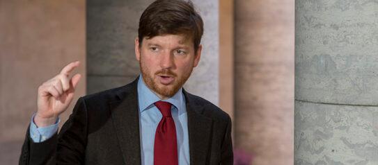 Martin Ådahl (C): "Höj golvet på skattefrihet på ISK"