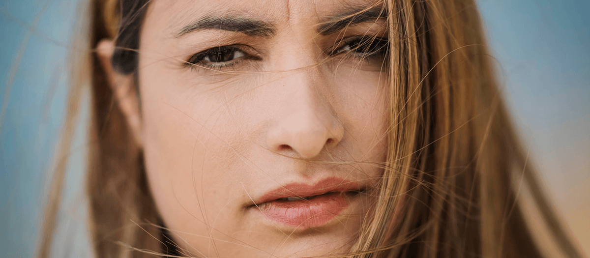 Vänsterpartiets partiledare Nooshi Dadgostar vill ha Sverigepriser på el. Foto: TT