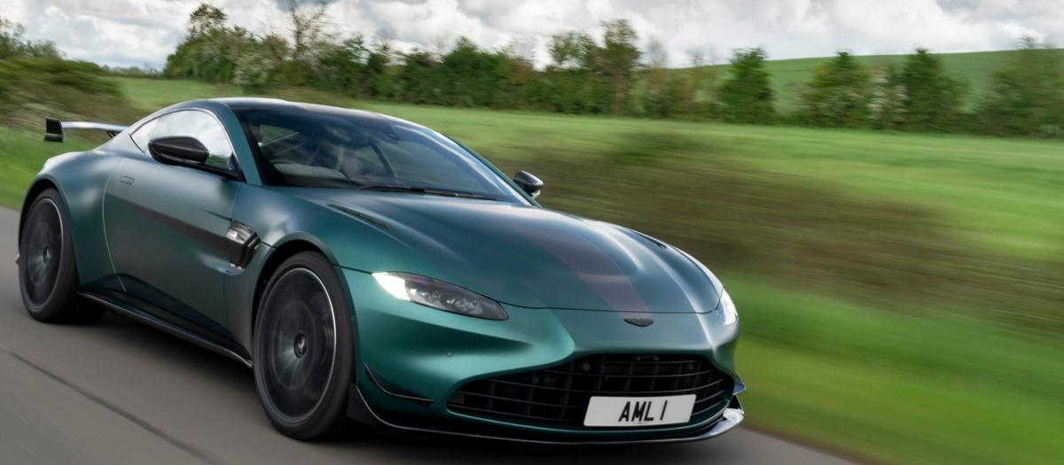 Geely-miljardären Li Shufu överväger att köpa mer aktier i Aston Martin