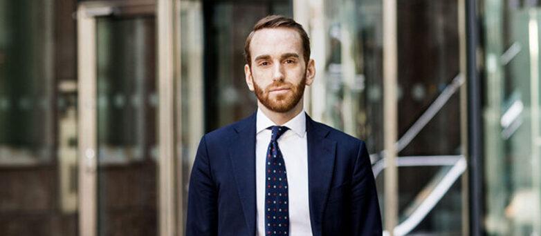 "En innovation som kommit väldigt långt redan är trådlös energi. I framtiden kan detta eliminera behovet av traditionella laddstolpar för elbilar helt och hållet", säger Karim Sayyad, ESG-expert på Credit Suisse.