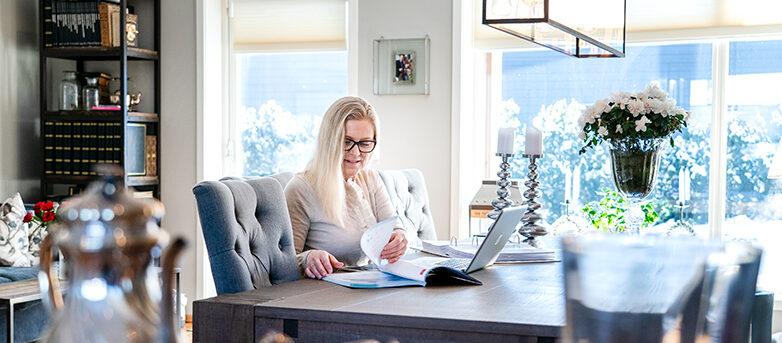 Arbete hemifrån – skador räknas inte som arbetsskada om den beror på privatlivet