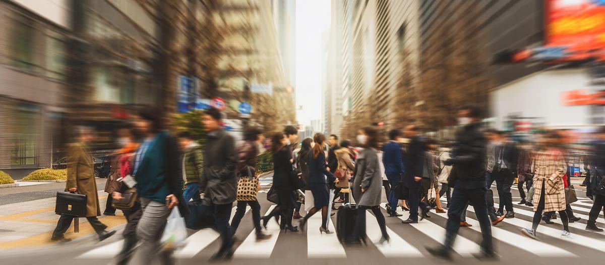 IMF sänker medellång prognos