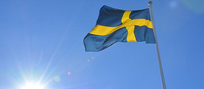 Hög fart i tjänstesektorn – "överraskande stark och bred uppgång"