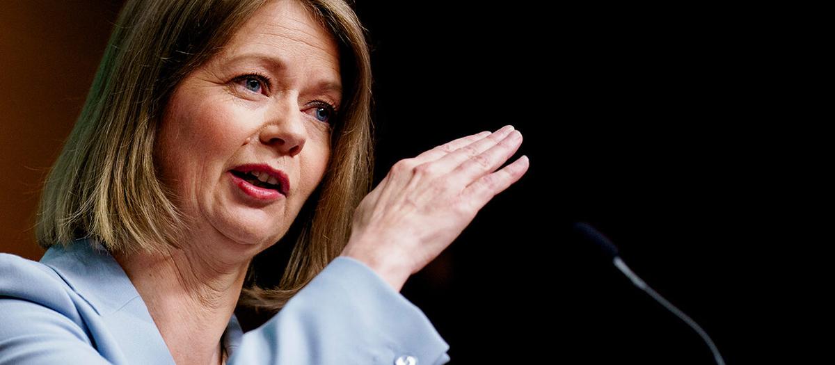 "Om ekonomin utvecklas enligt nuvarande förväntningar kommer styrräntan att höjas ytterligare i september", säger norska centralbankschefen Ida Wolden Bache. Foto: TT