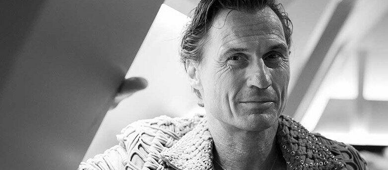 Ett av de största anstånden i pengar räknat har Strawberry Holding AS med Choice Hotel och Petter Stordalen som ägare. Sammantaget för koncernen rör det sig om drygt 860 miljoner kronor.