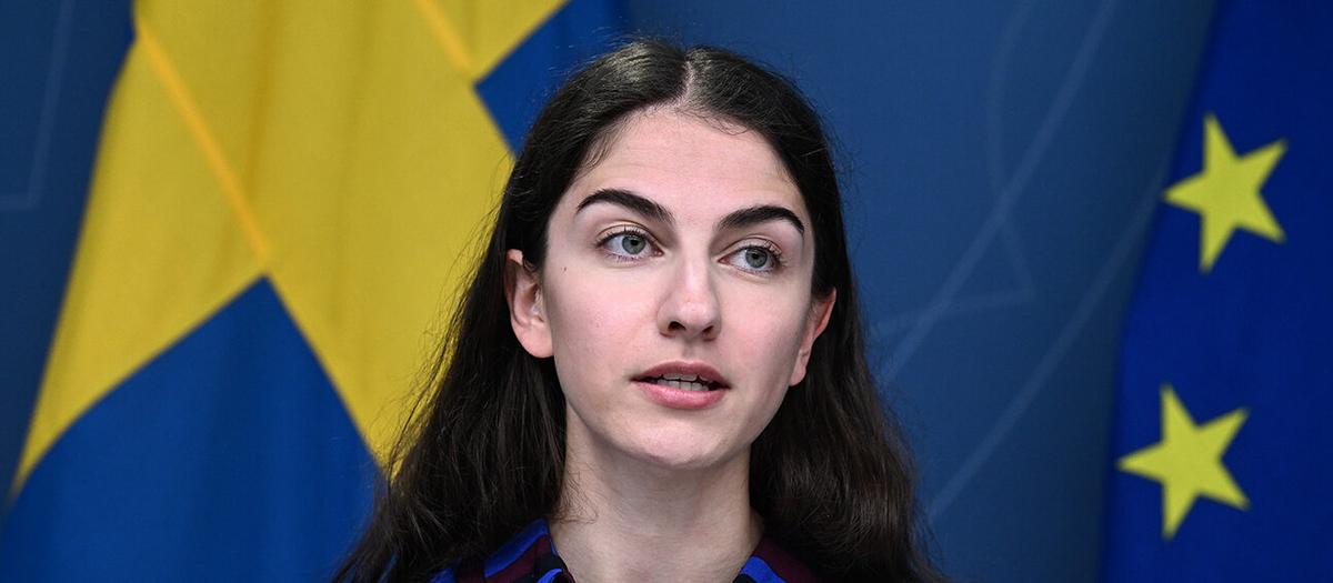Romina Pourmokhtari, klimat- och miljöminister. Foto: TT