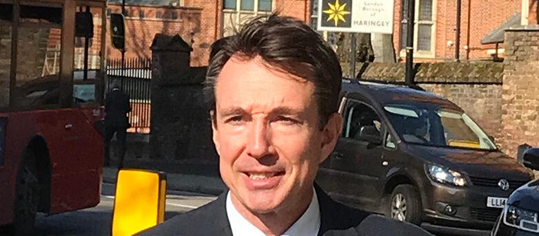 De som kräver euroanslutning är pinsamt tondöva – och historielösa