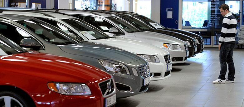 Efter alla prisrekord – nu sjunker priset på begagnade bilar