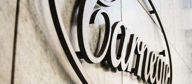 Toppbetyg till Carnegie