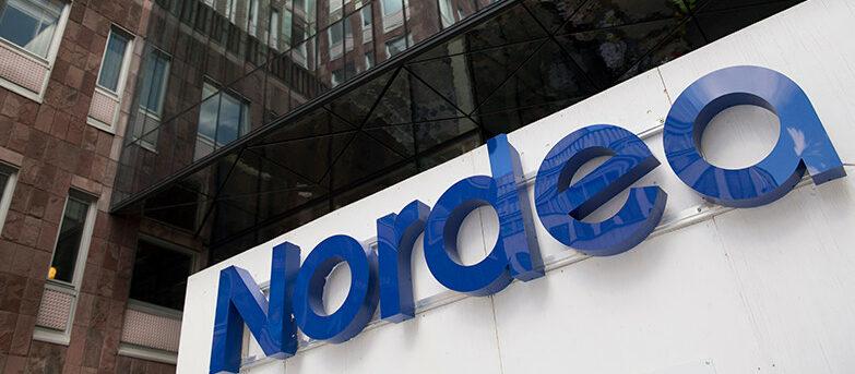 Nordea stäms efter att kund blivit lurad av Swish-bedrägeri
