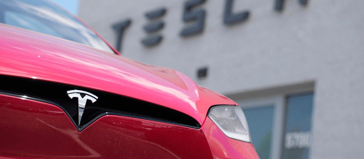 Transport stoppar avfallshanteringen på Teslas verkstäder