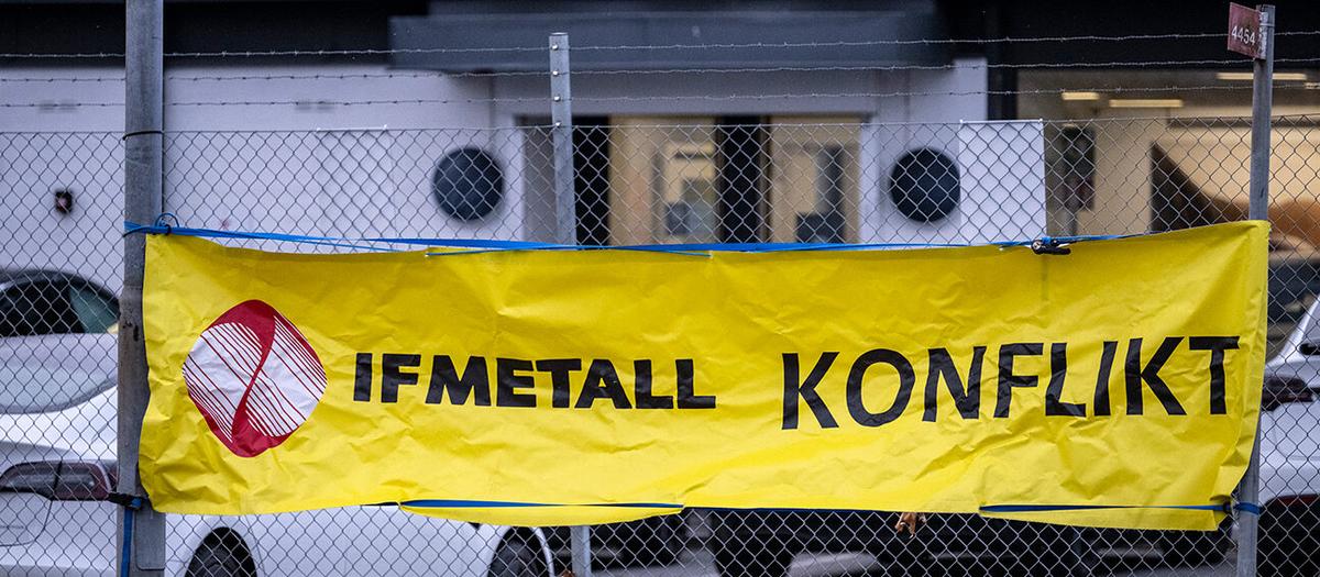 Transportstyrelsen överklagar tingsrättens beslut om Teslas registreringsskyltar