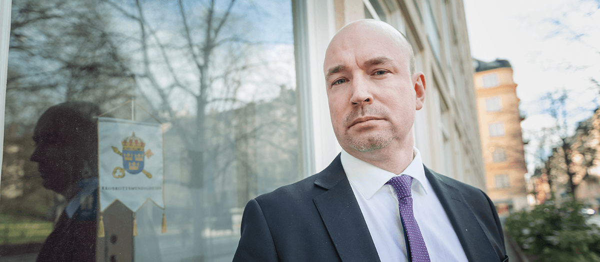 "Jag är så klart nöjd att tingsrätten i princip helt har gått på min linje och det är viktigt att vi har kunnat säkra en del brottsvinster som kan komma pensionsspararna till del", säger Jerker Asplund, förundersökningsledare och kammaråklagare vid EBM i Stockholm. Foto: TT