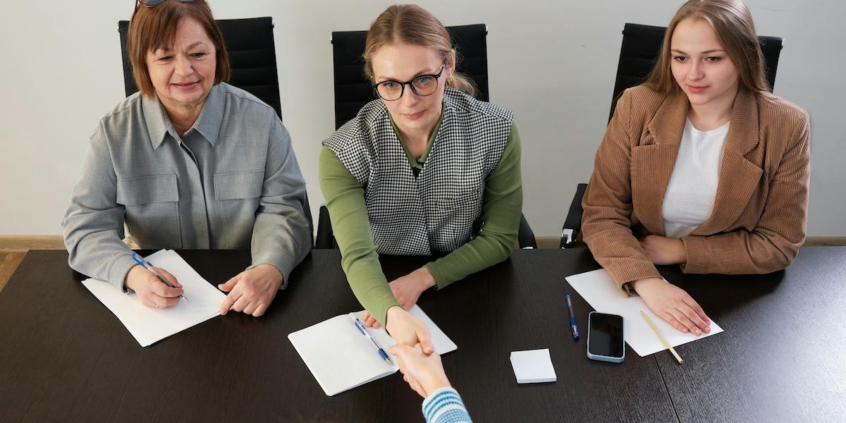 Nya rekryteringstrenden: "Låter dem göra jobbet"