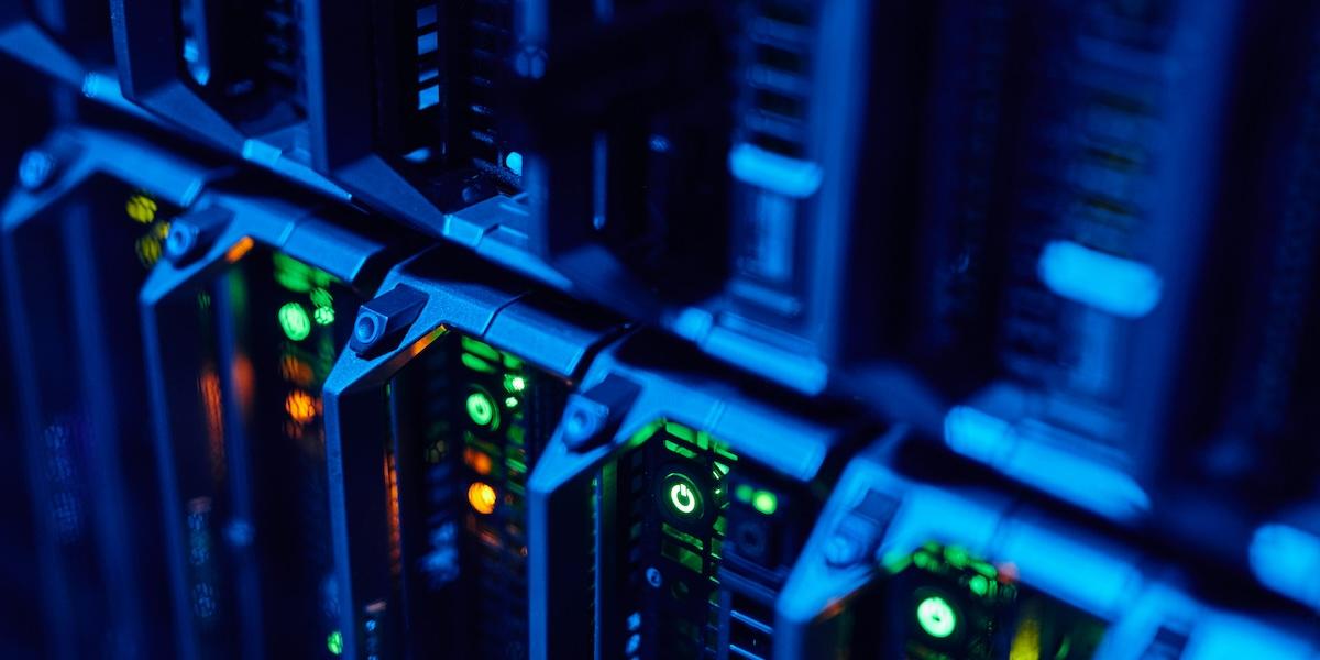 AI slukar planetens resurser – el, vatten och råvaror i fara