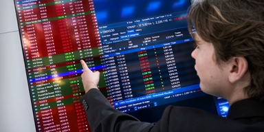 Swedbank pekar ut den svenska AI-aktien som köpvärd efter jätteordern.