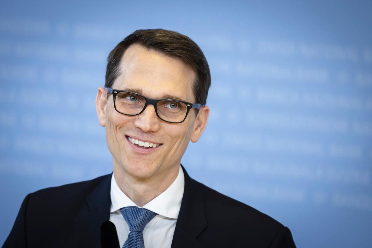 Centralbankschef tar över – i skuggan av Credit Suisse-kollapsen